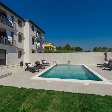 Villa Grey Fuskulin *